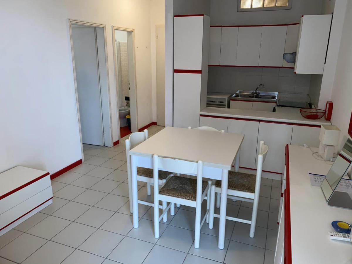 Residence Cristallo - Sabbiadoro Lignano Sabbiadoro Esterno foto