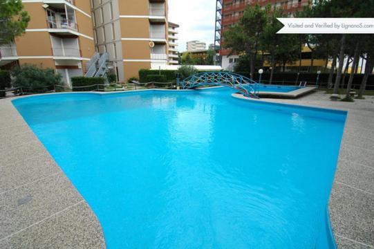 Residence Cristallo - Sabbiadoro Lignano Sabbiadoro Esterno foto
